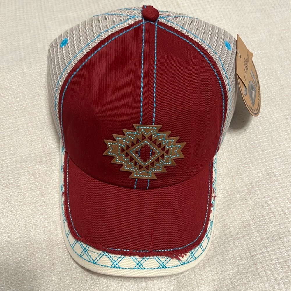 TRENDITIONS WOMEN'S CATCHFLY EMBROIDERED SOUTHWESTERN BASEBALL CAP